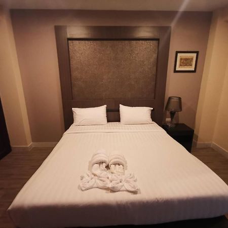 Metro Residence Surin Bagian luar foto