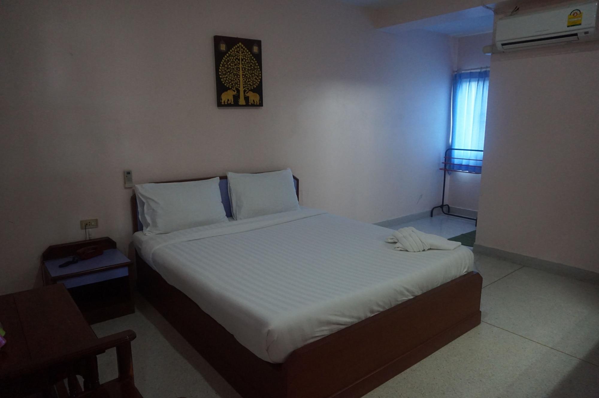 Metro Residence Surin Bagian luar foto