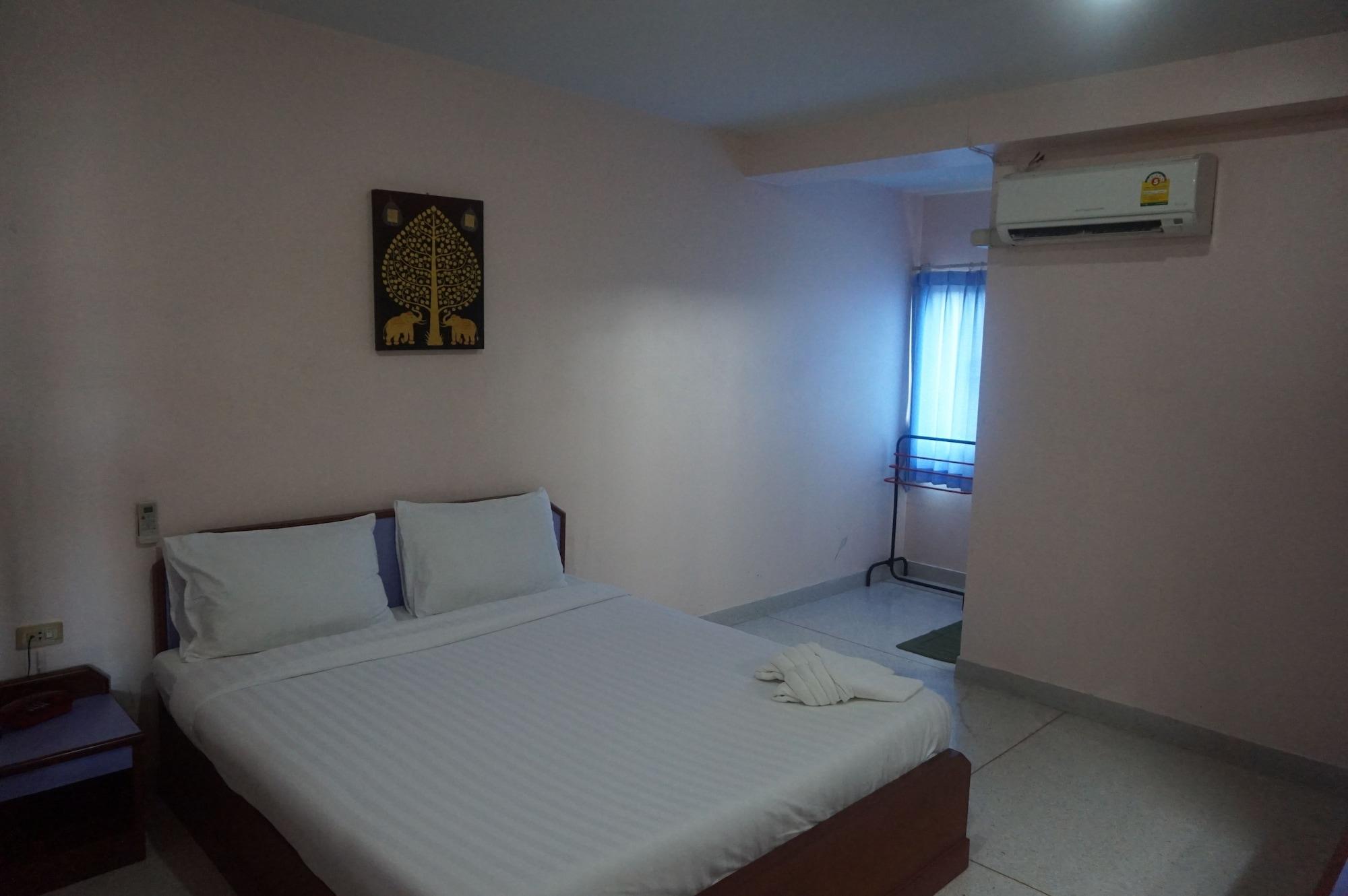 Metro Residence Surin Bagian luar foto