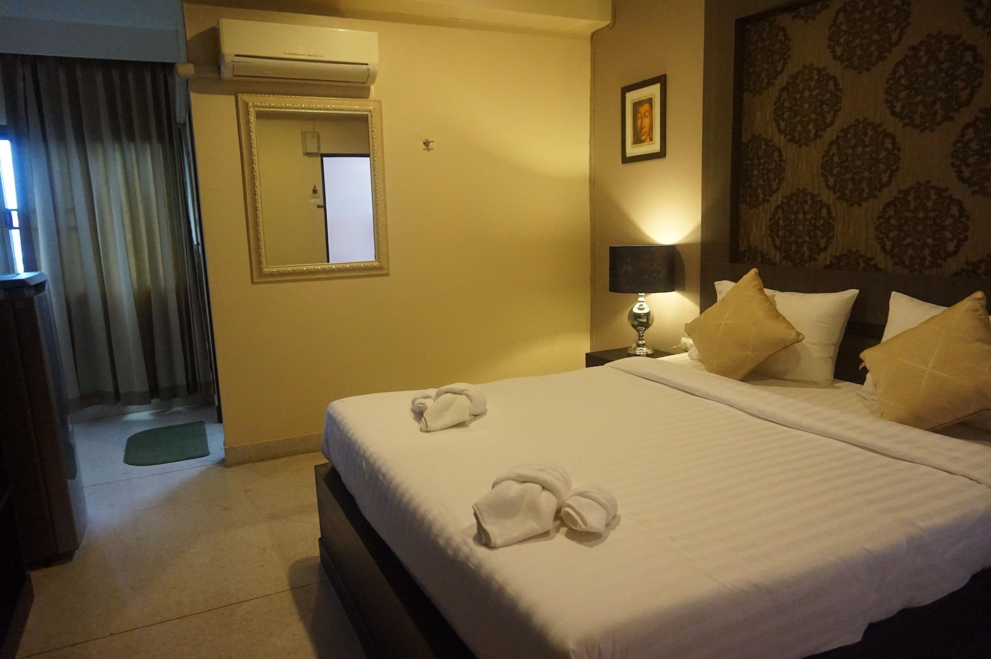 Metro Residence Surin Bagian luar foto