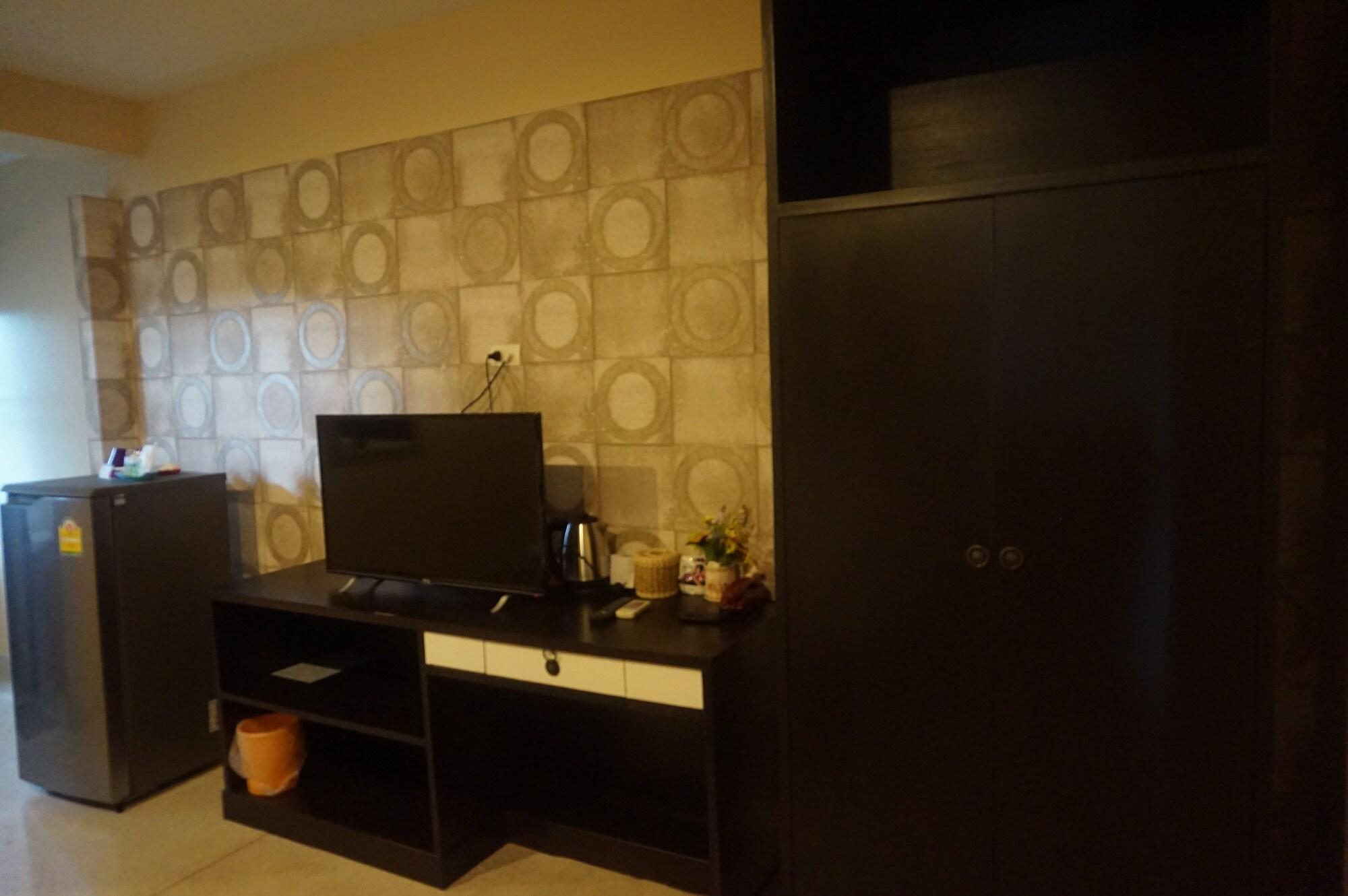 Metro Residence Surin Bagian luar foto