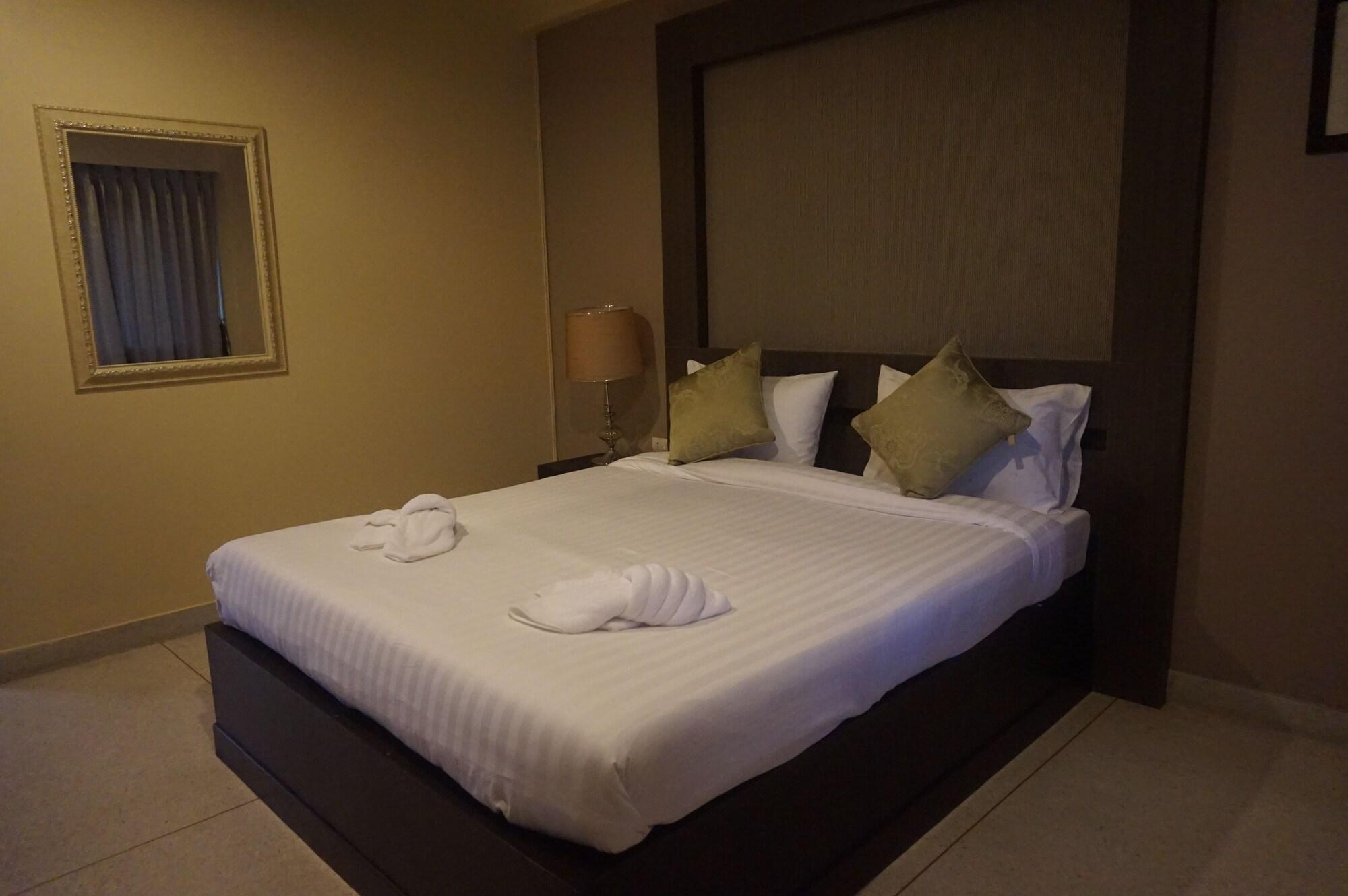 Metro Residence Surin Bagian luar foto