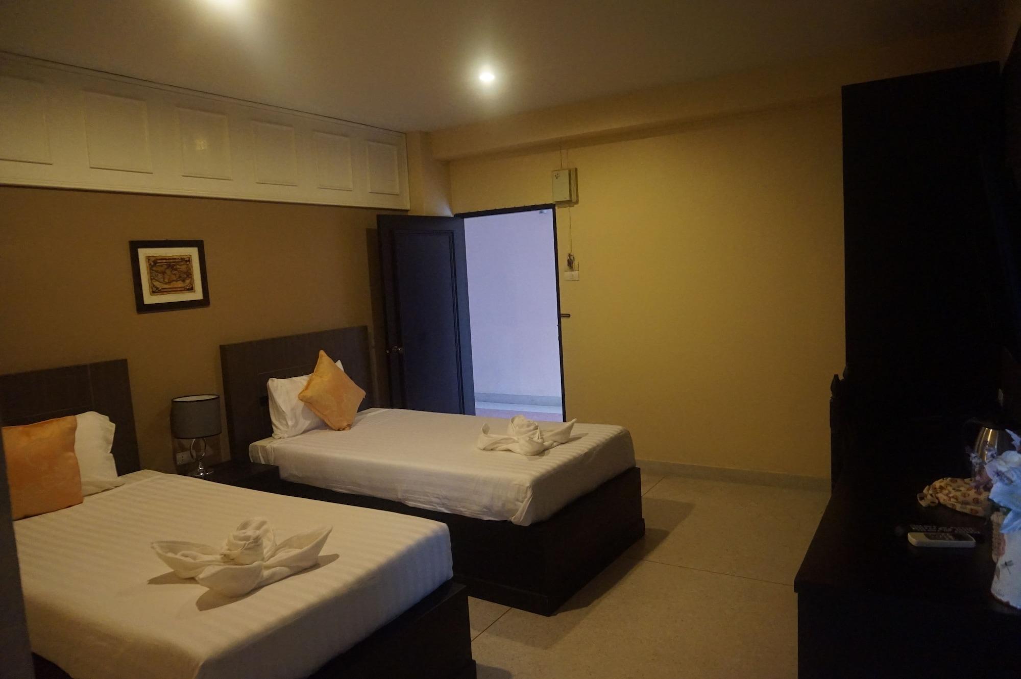 Metro Residence Surin Bagian luar foto