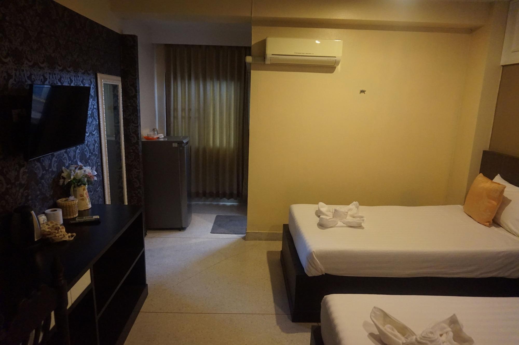 Metro Residence Surin Bagian luar foto