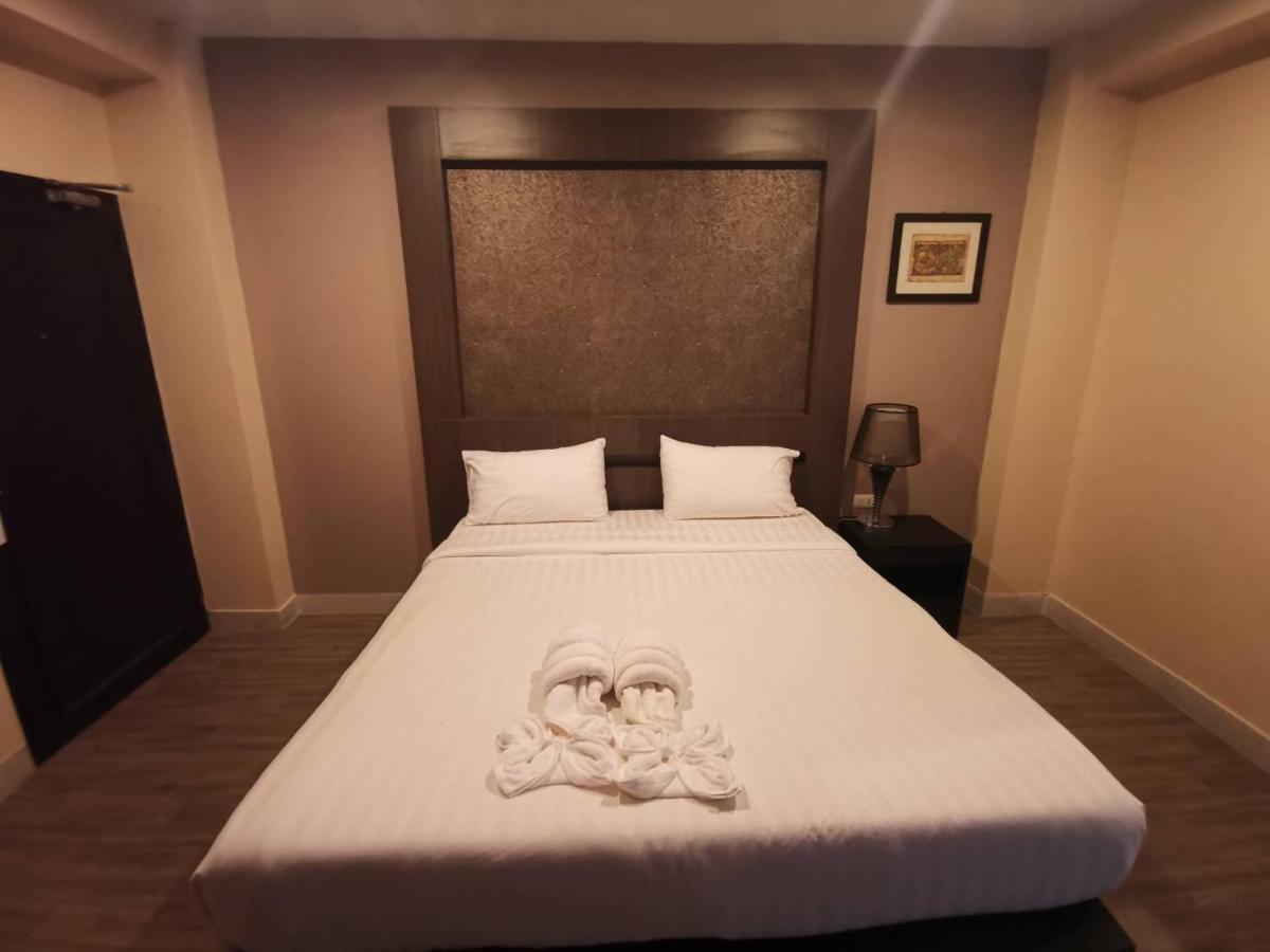 Metro Residence Surin Bagian luar foto