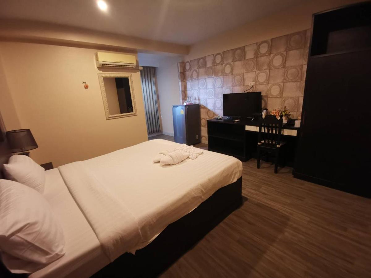 Metro Residence Surin Bagian luar foto