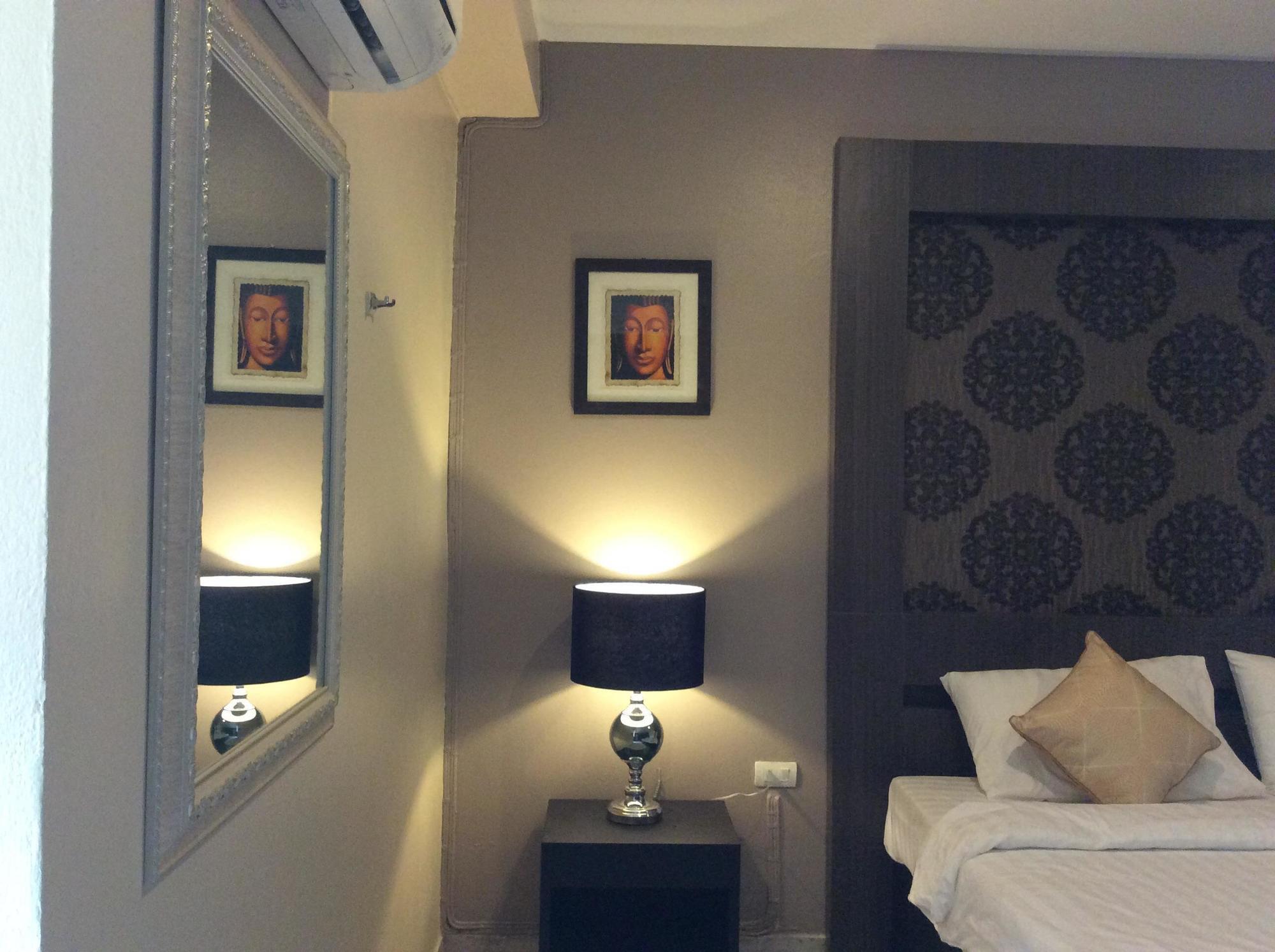 Metro Residence Surin Bagian luar foto
